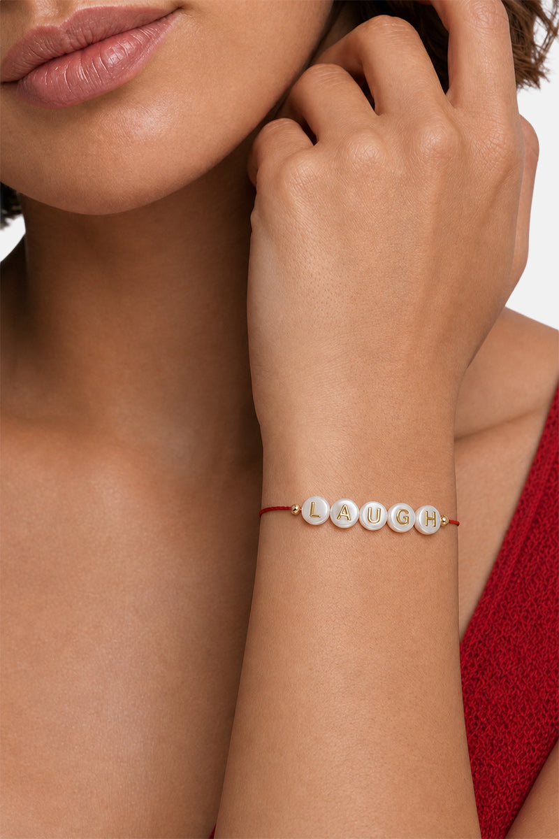 SHELL LETTER LAUGH BRACELET